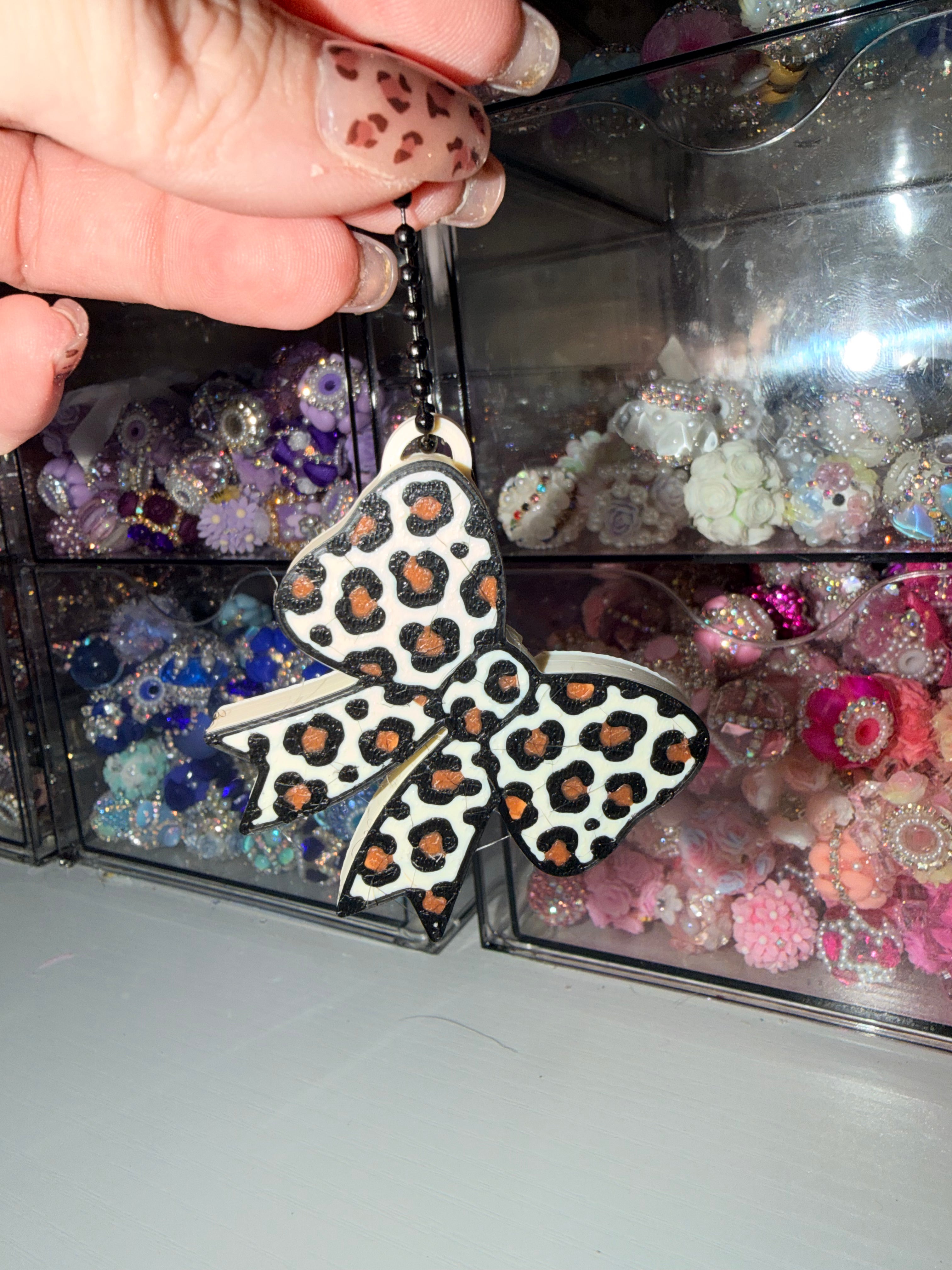 Leopard Bow Can Opener